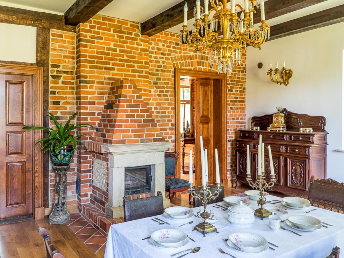 Bed and Breakfast Dwor Gogolewo Nad Warta Ksiaz Wielkopolski Exterior foto