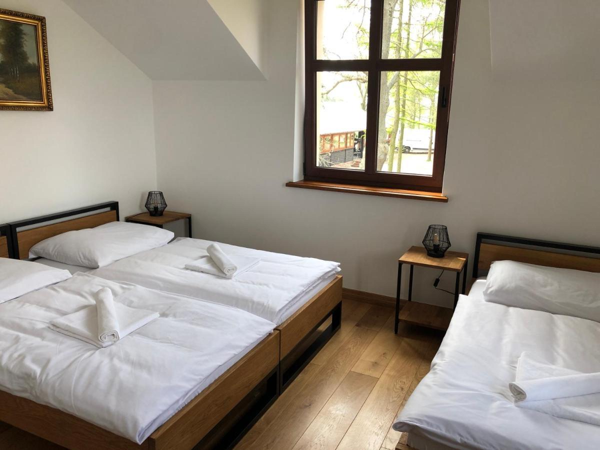 Bed and Breakfast Dwor Gogolewo Nad Warta Ksiaz Wielkopolski Exterior foto