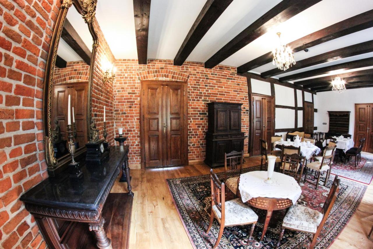 Bed and Breakfast Dwor Gogolewo Nad Warta Ksiaz Wielkopolski Exterior foto