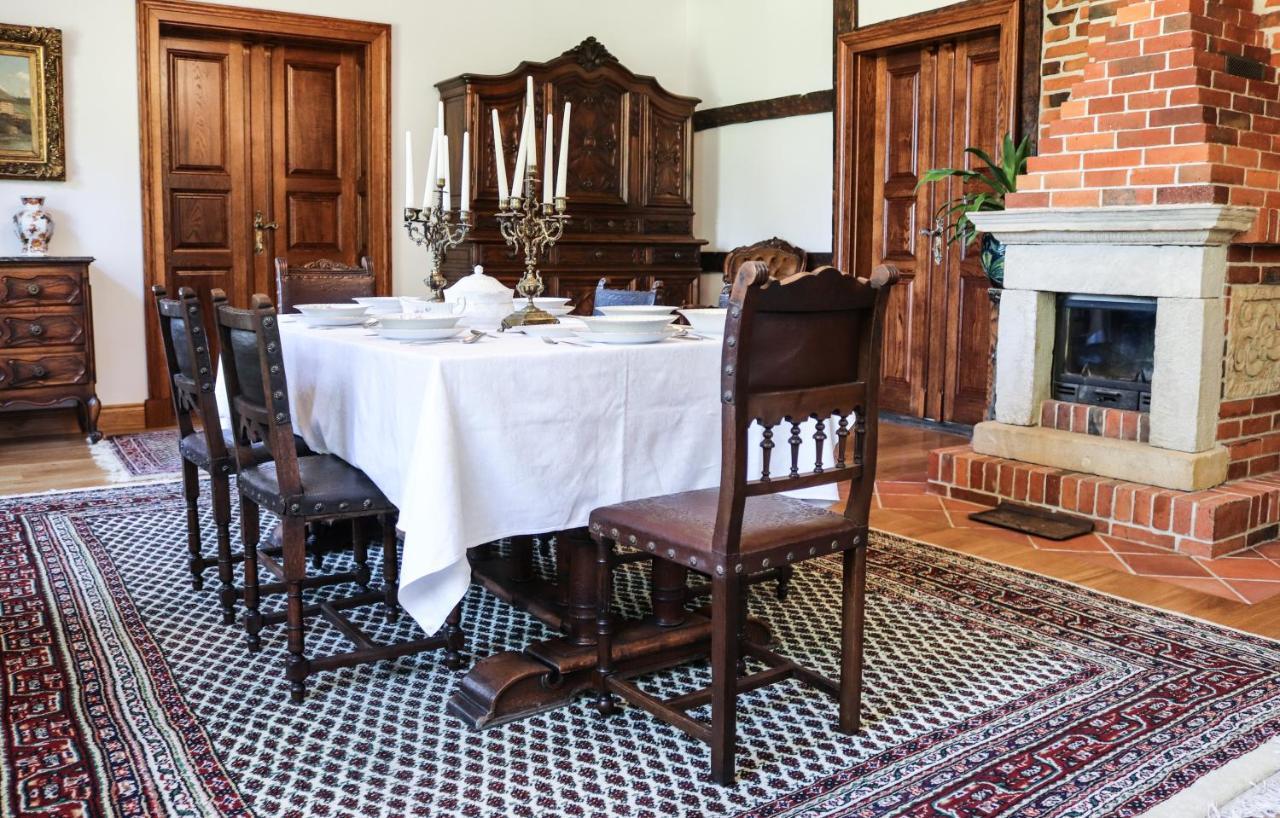 Bed and Breakfast Dwor Gogolewo Nad Warta Ksiaz Wielkopolski Exterior foto